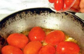 Пирог «Татен» с помидорами - фото №5