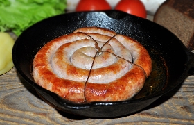 Жареная домашняя украинская колбаса