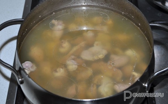 Суп куриный закипевший. Сколько варить свиной желудок по времени в кастрюле до готовности.