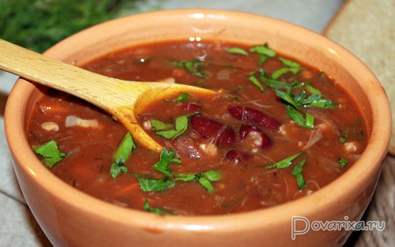 Вкусный томатный фасолевый суп с говядиной