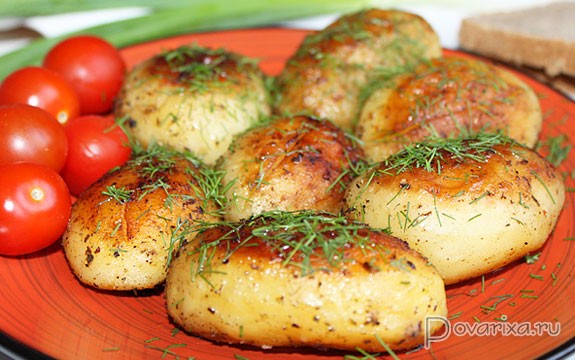 Картофель со сметаной в мультиварке — пошаговый рецепт с фото