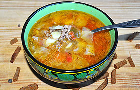 Овощной суп с мясным фаршем по-чешски